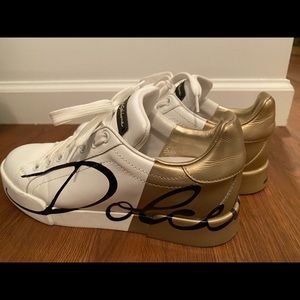 Dolce & Gabbana logo-printed sneakers